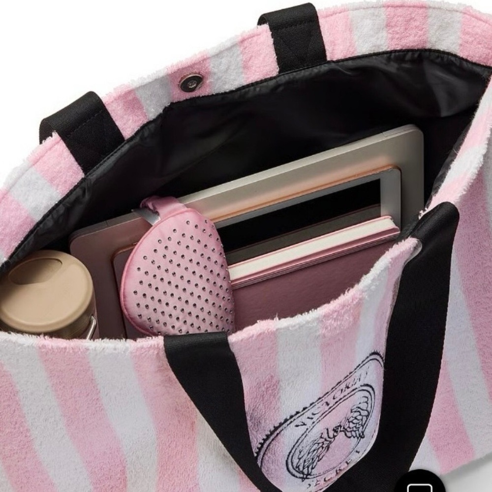 Victoria's Secret Angel Essentials Terry Tote Bag Pink Stripe Travel NWT - Picture 3 of 8
